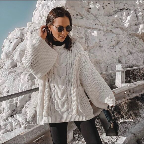 H&M Cable Knit Chunky Oversized Sweater Braided - Picture 6 of 16